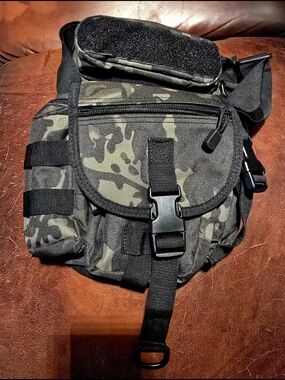 Camo Utility Belt Bag - Black/Olive